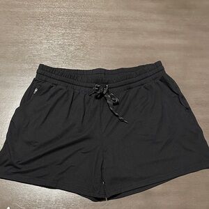Pacific trail drawstring lounge/athletic shorts with pockets. Size large.